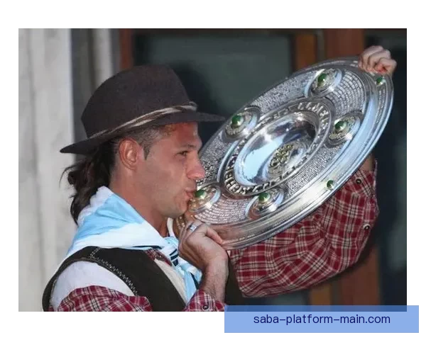 马丁·德米凯利斯：击败皇马需要多重条件 今日终于具备所有条件